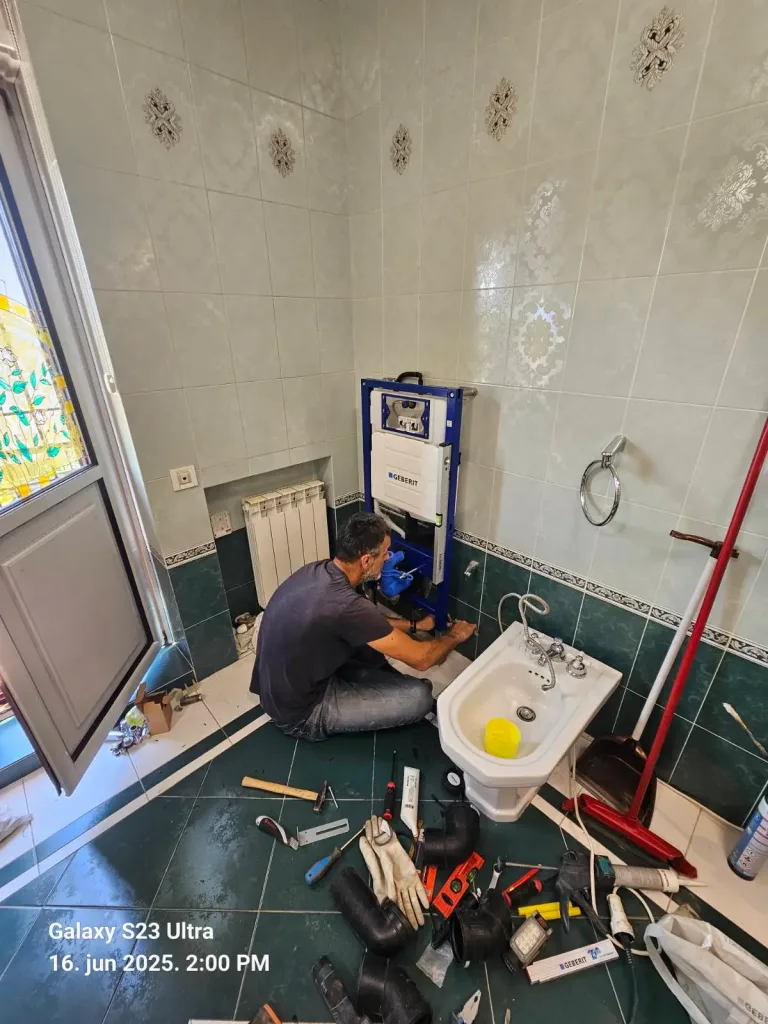 Ugradnja Geberit AquaClean bez lupanja pločica